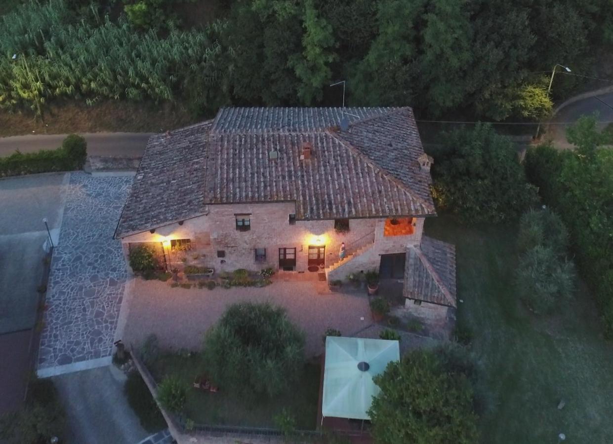 Podere Il Pero Siena Dış mekan fotoğraf
